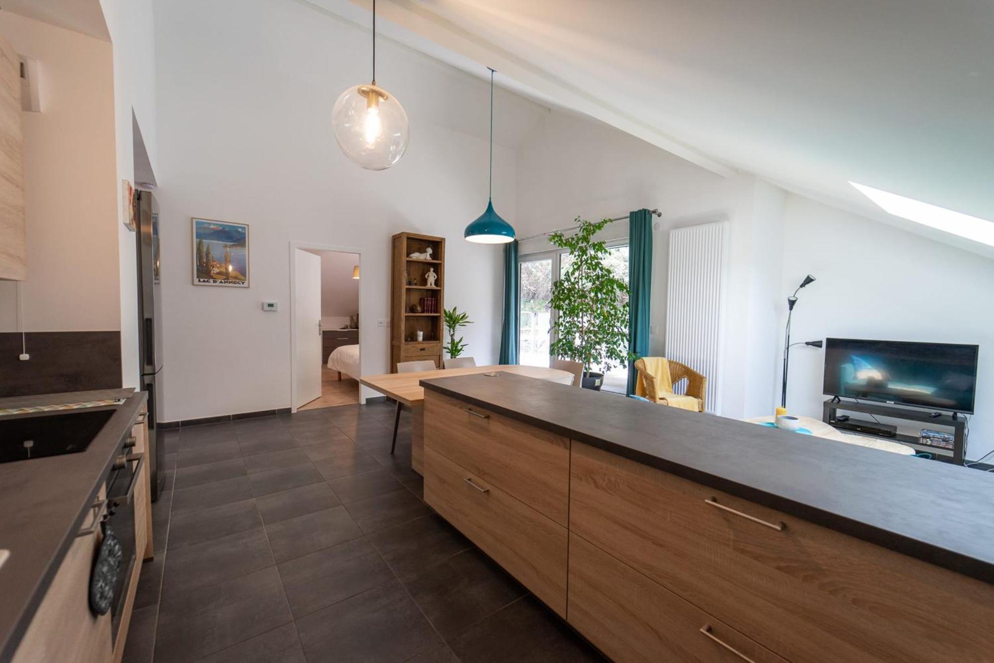 La Champanaise - 2 Bedroom Apartment 300M From Lake Annecy Duingt Luaran gambar